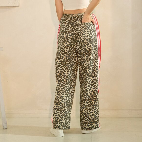 NEW VEVERET LEOPARD sports striped wide leg pants (SM-LG) loungewear travel - Picture 6 of 9